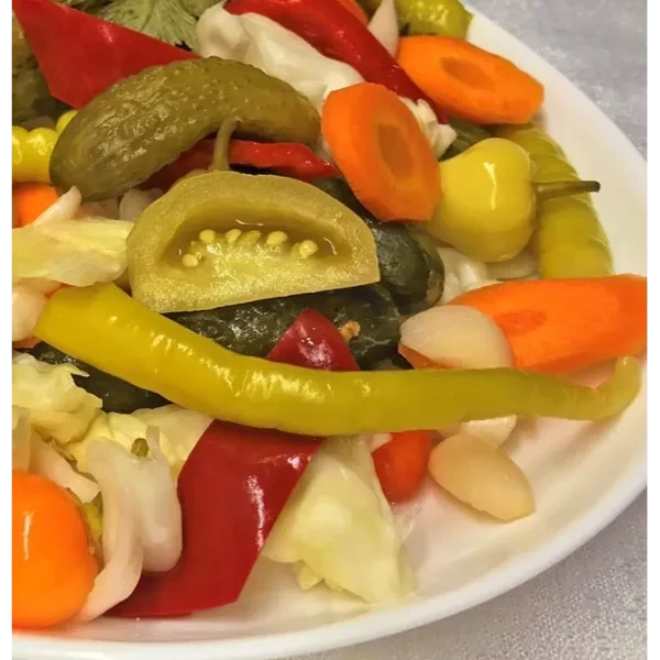 Turshi të Përziera në Kushtet e Shtëpis.
