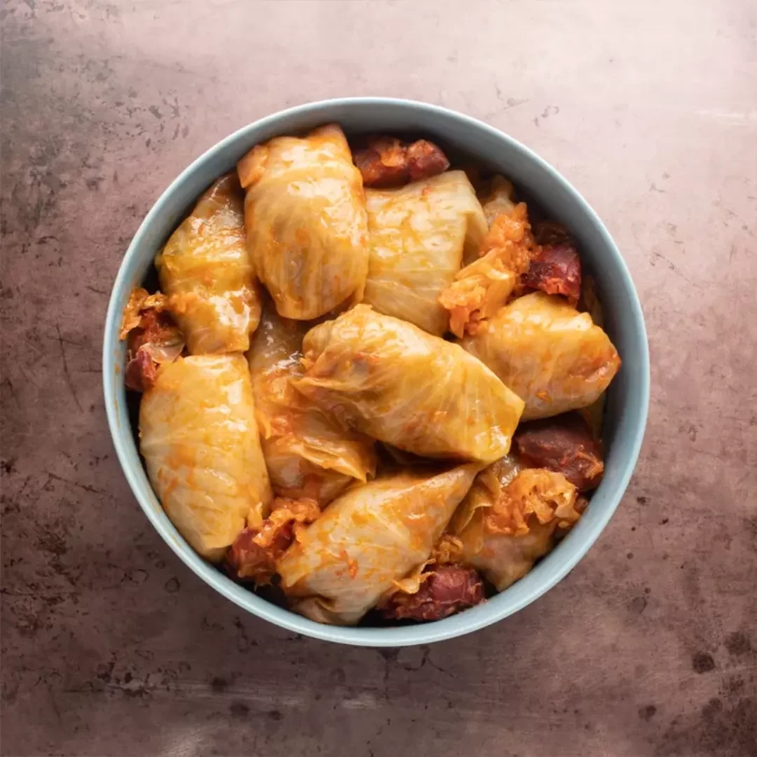 Sarma me Lakër të Mbushur