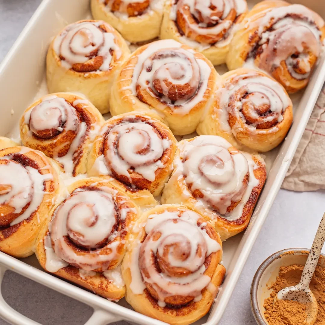 Cinnamon Rolls (Role me Kanellë)